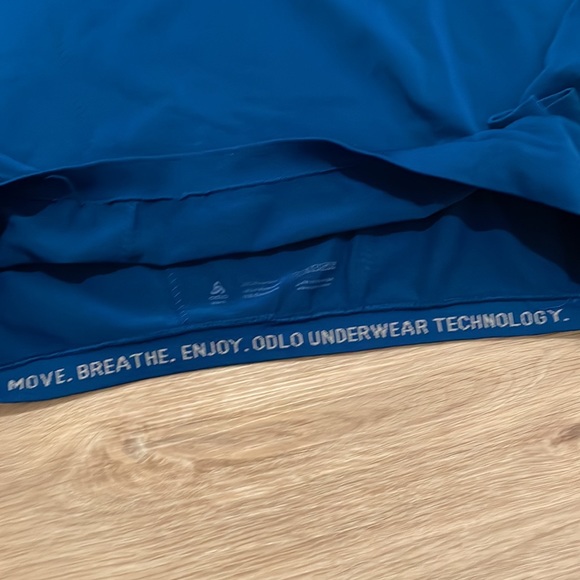 Odlo Men’s L base layer (?) long sleeve tee - Picture 5 of 7